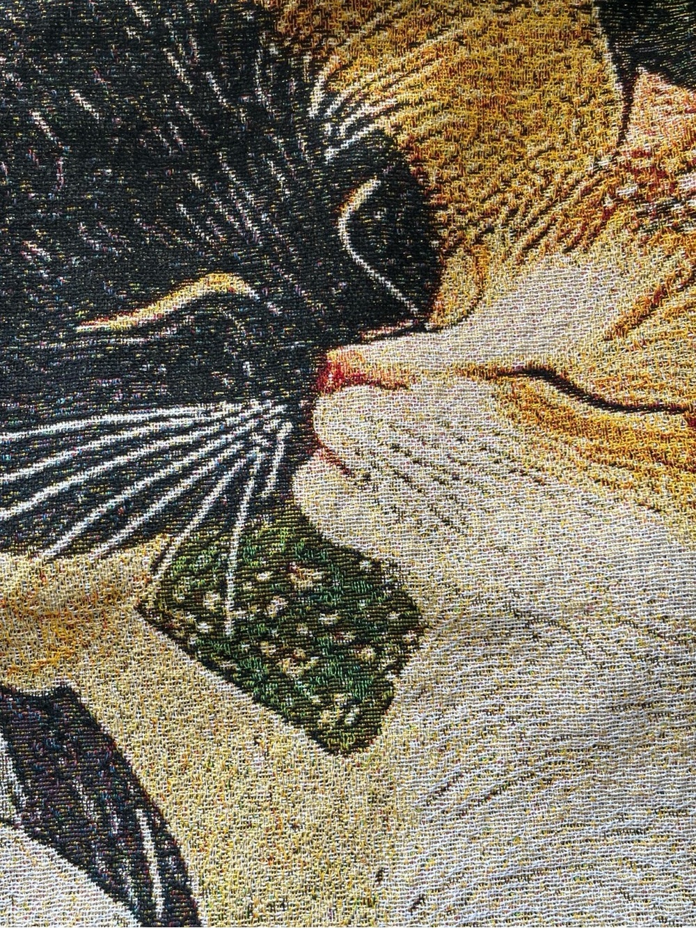 Klimt's "The Kiss", kissing cats tapestry cardigan, upcycled woven blanket - Picture 11 of 11